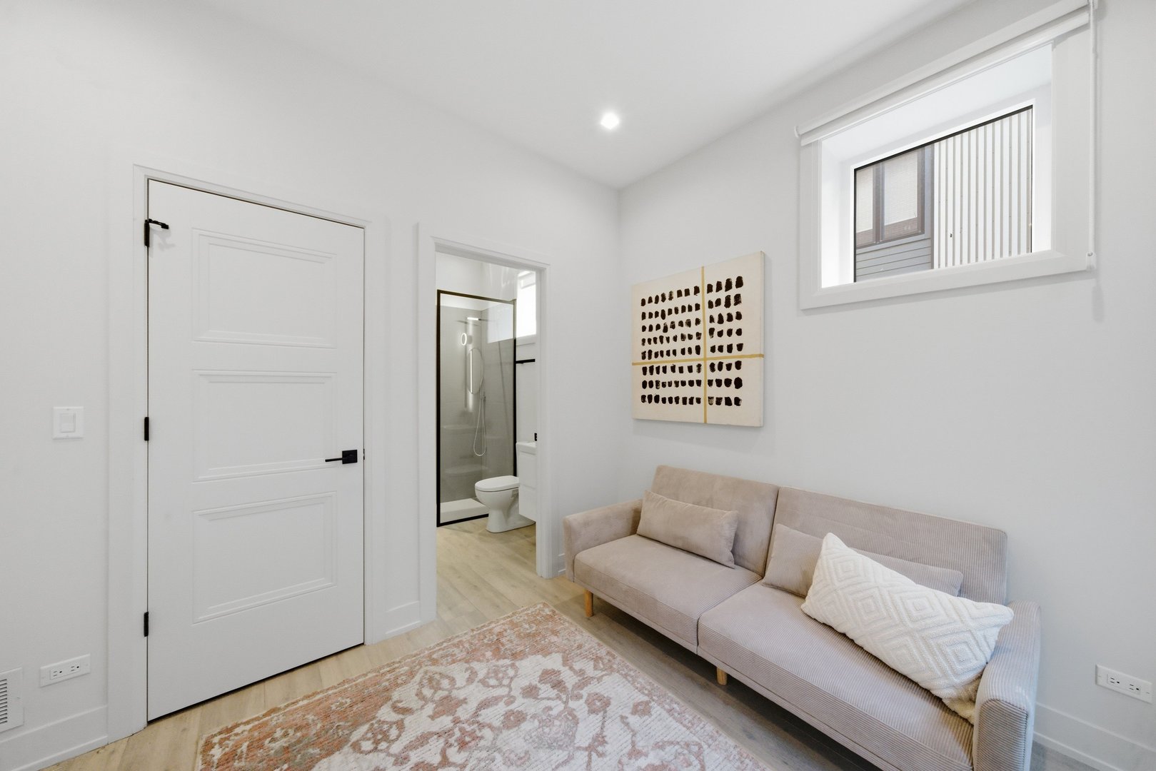 4210 W BELMONT Avenue Unit: 1