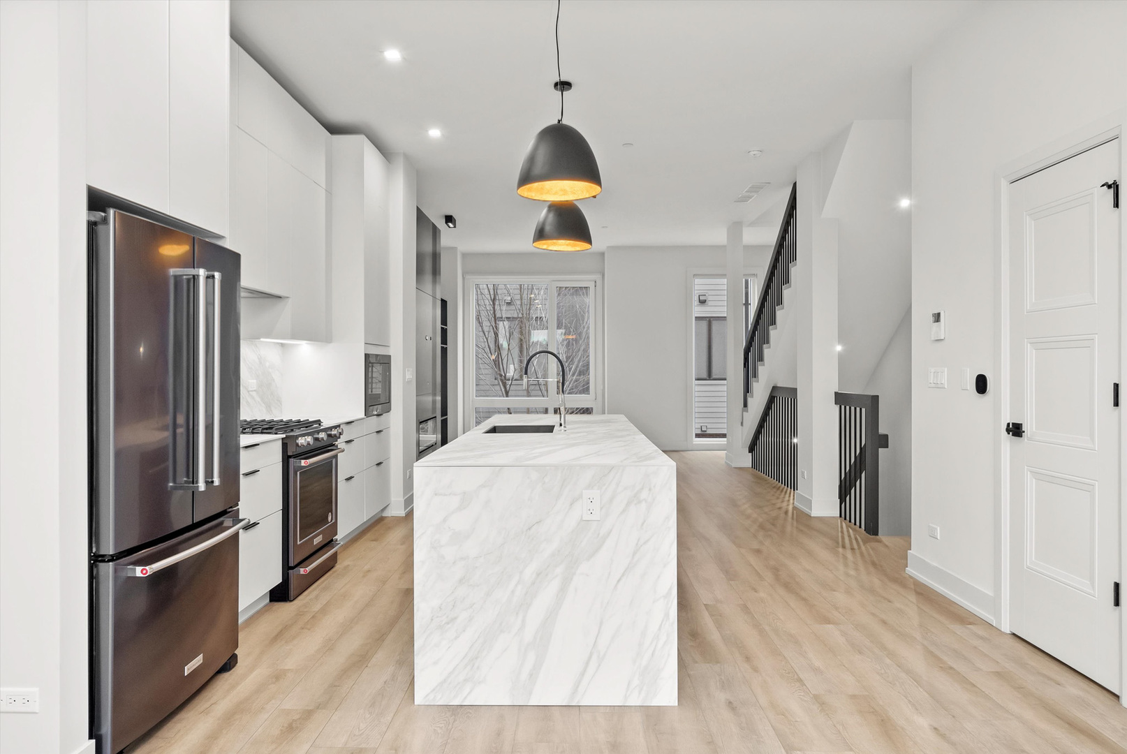 4210 W BELMONT Avenue Unit: 1