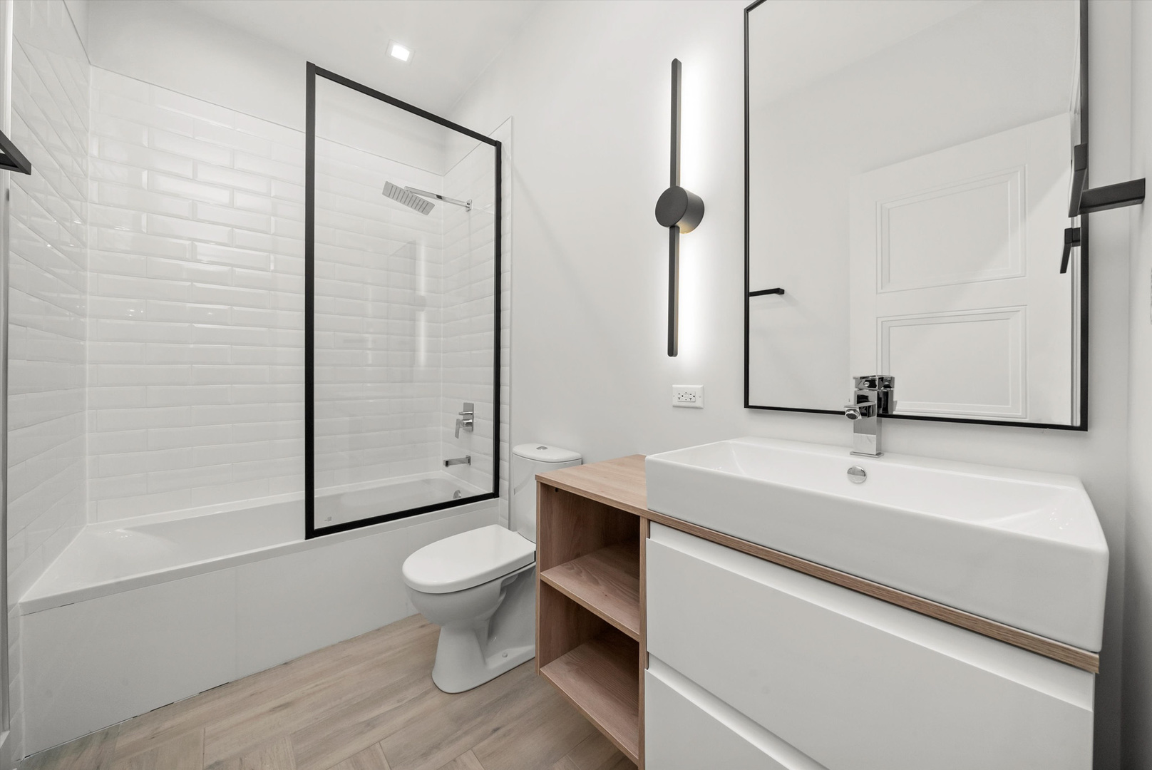 4210 W BELMONT Avenue Unit: 1