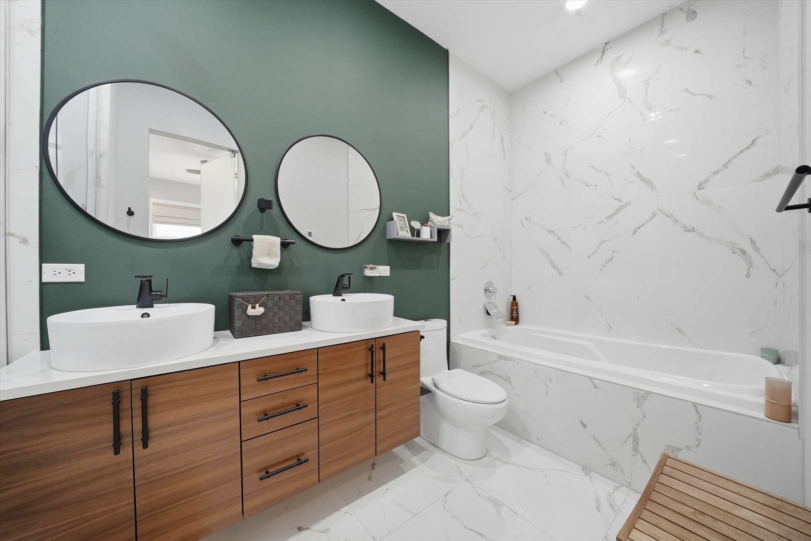 816 N WOOD Street Unit: 3N