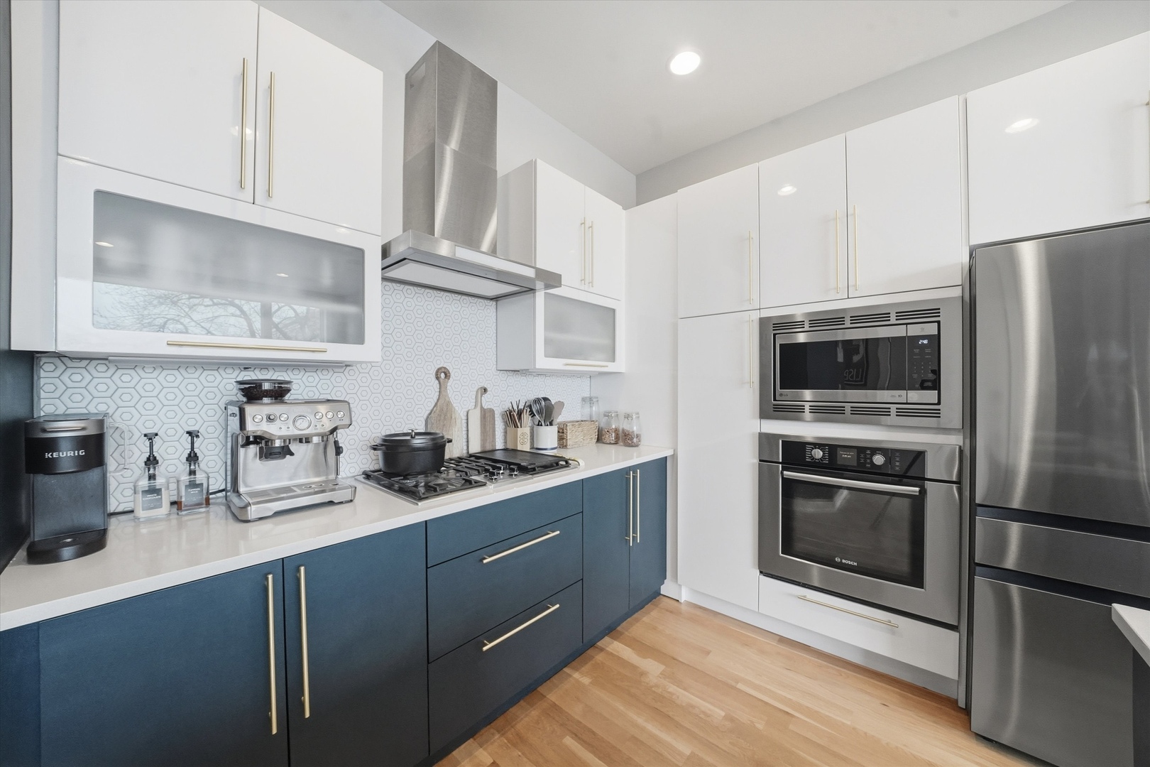 816 N WOOD Street Unit: 3N