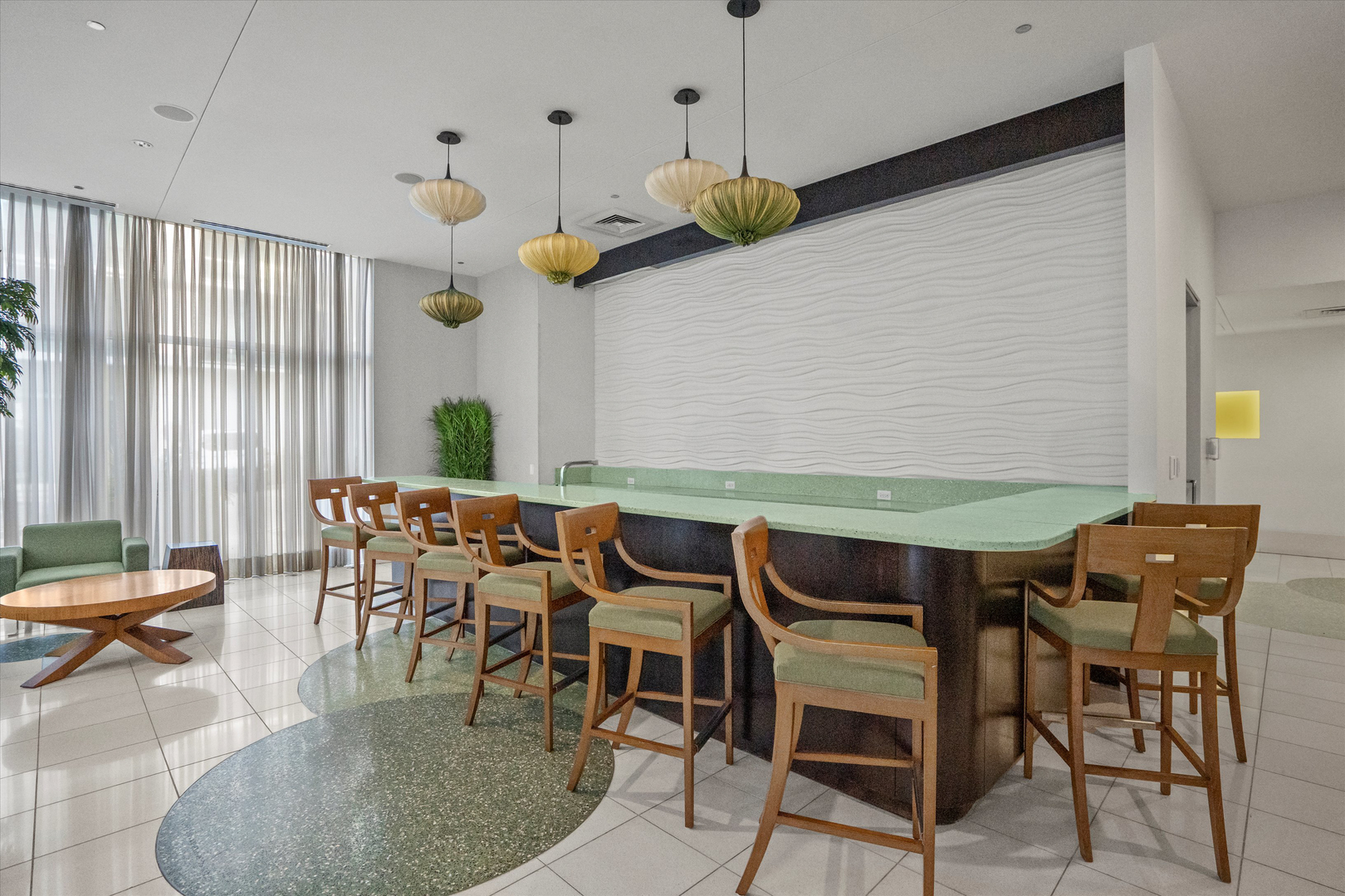 125 S Green Street Unit: 806A