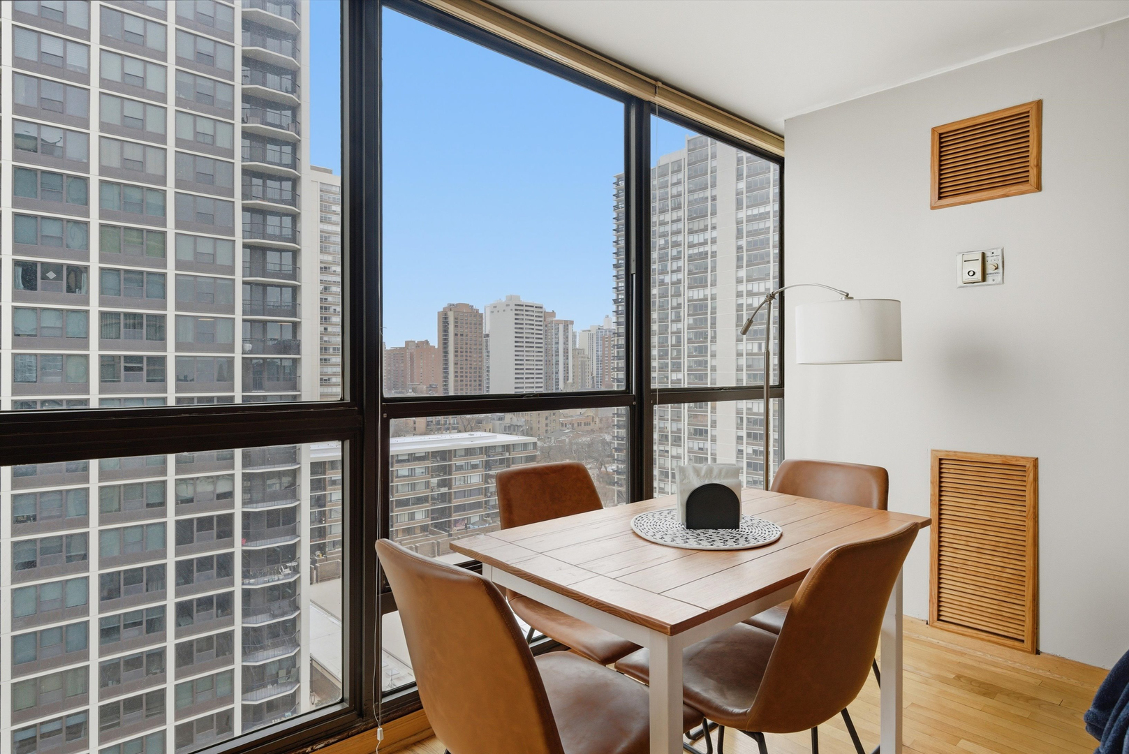 1540 N La Salle Drive Unit: 1103