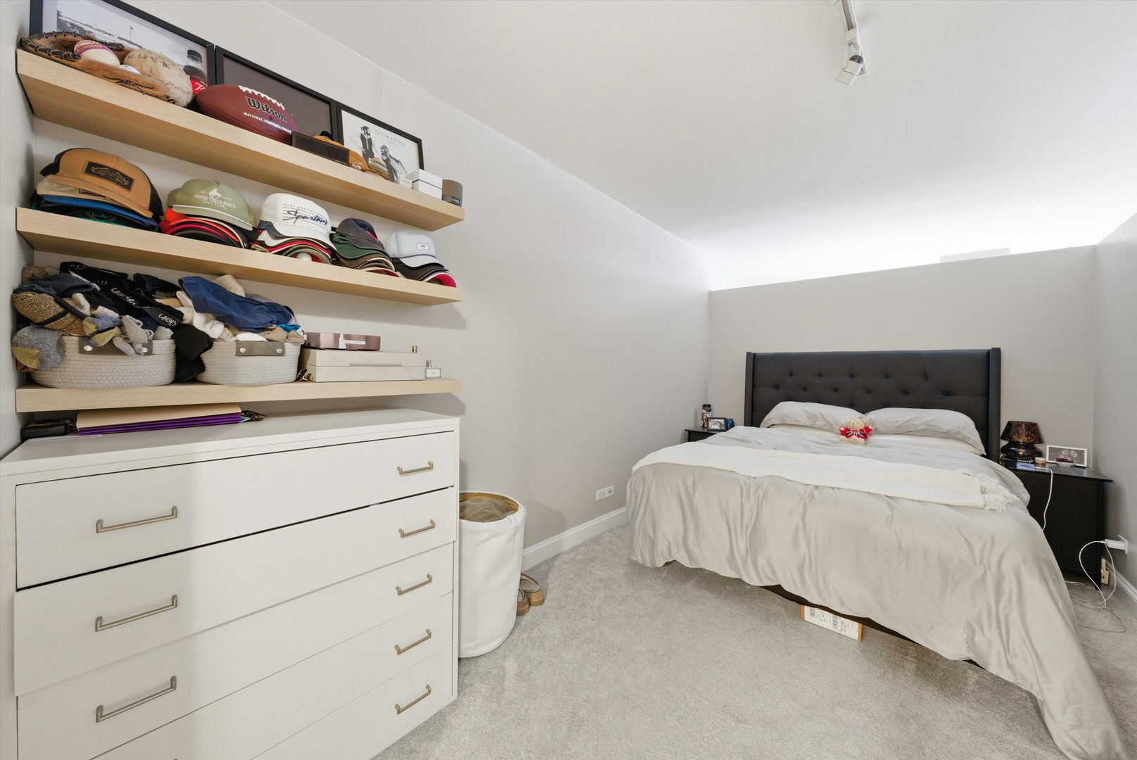 1540 N La Salle Drive Unit: 1103