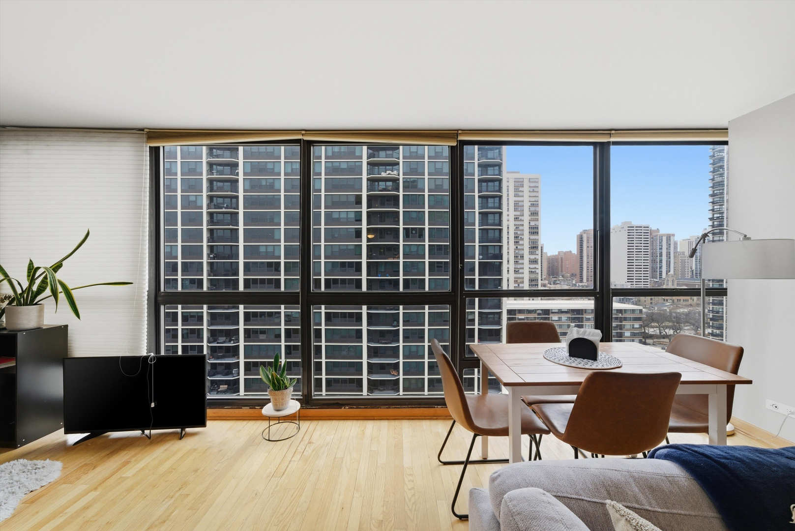 1540 N La Salle Drive Unit: 1103