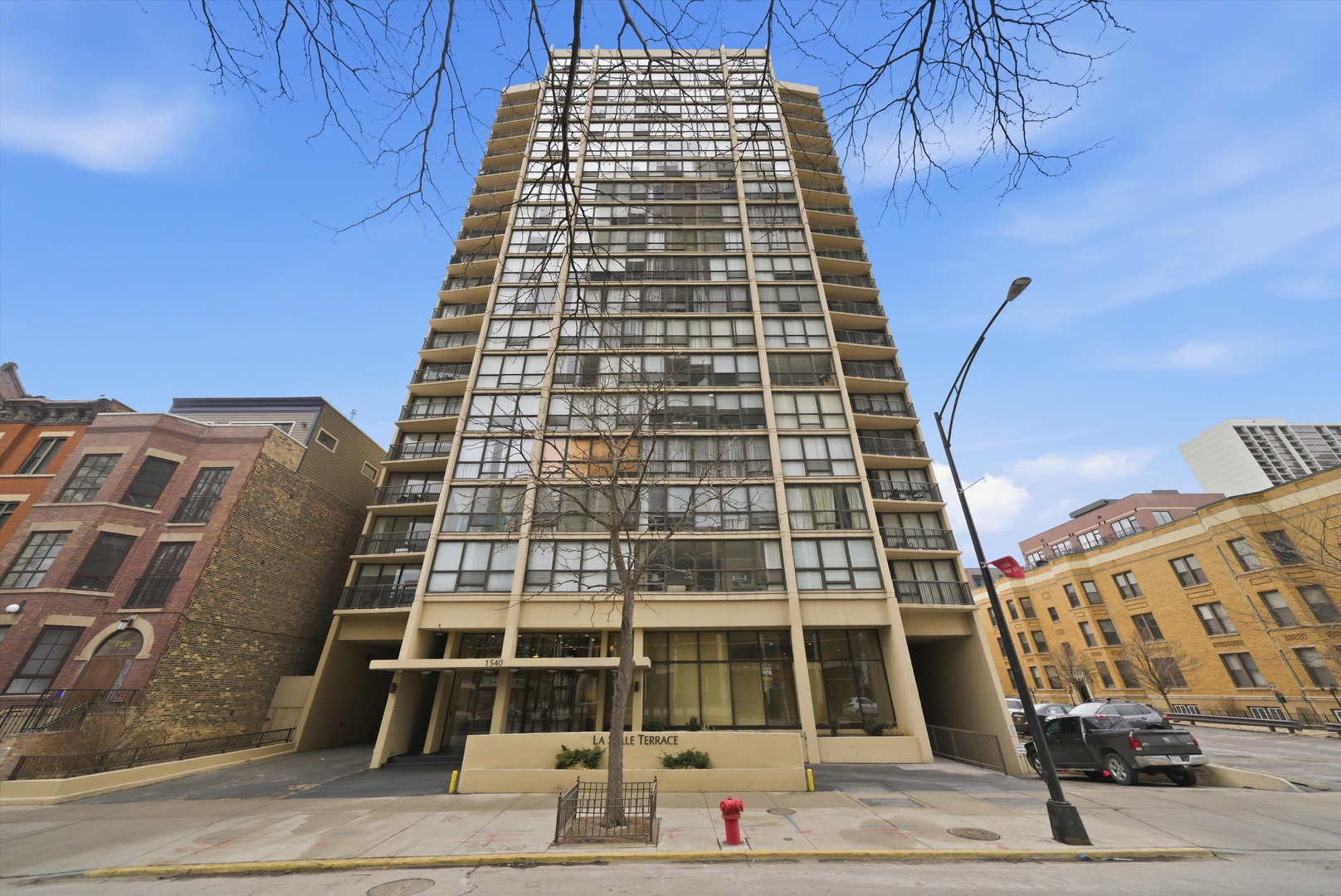 1540 N La Salle Drive Unit: 1103