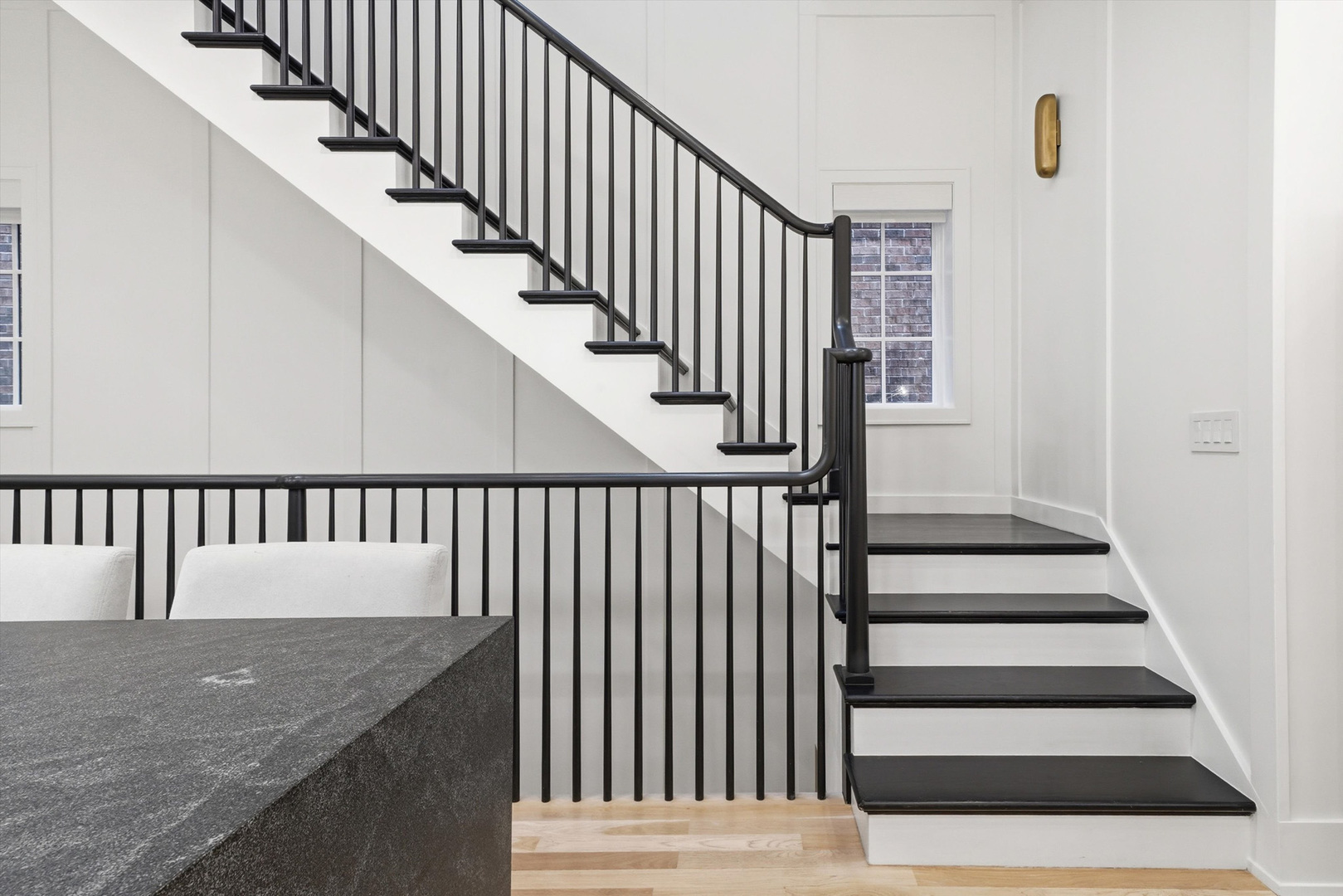 2674 N Burling Street