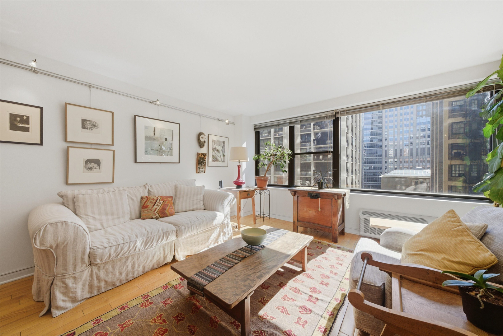 850 N Dewitt Place Unit: 9J