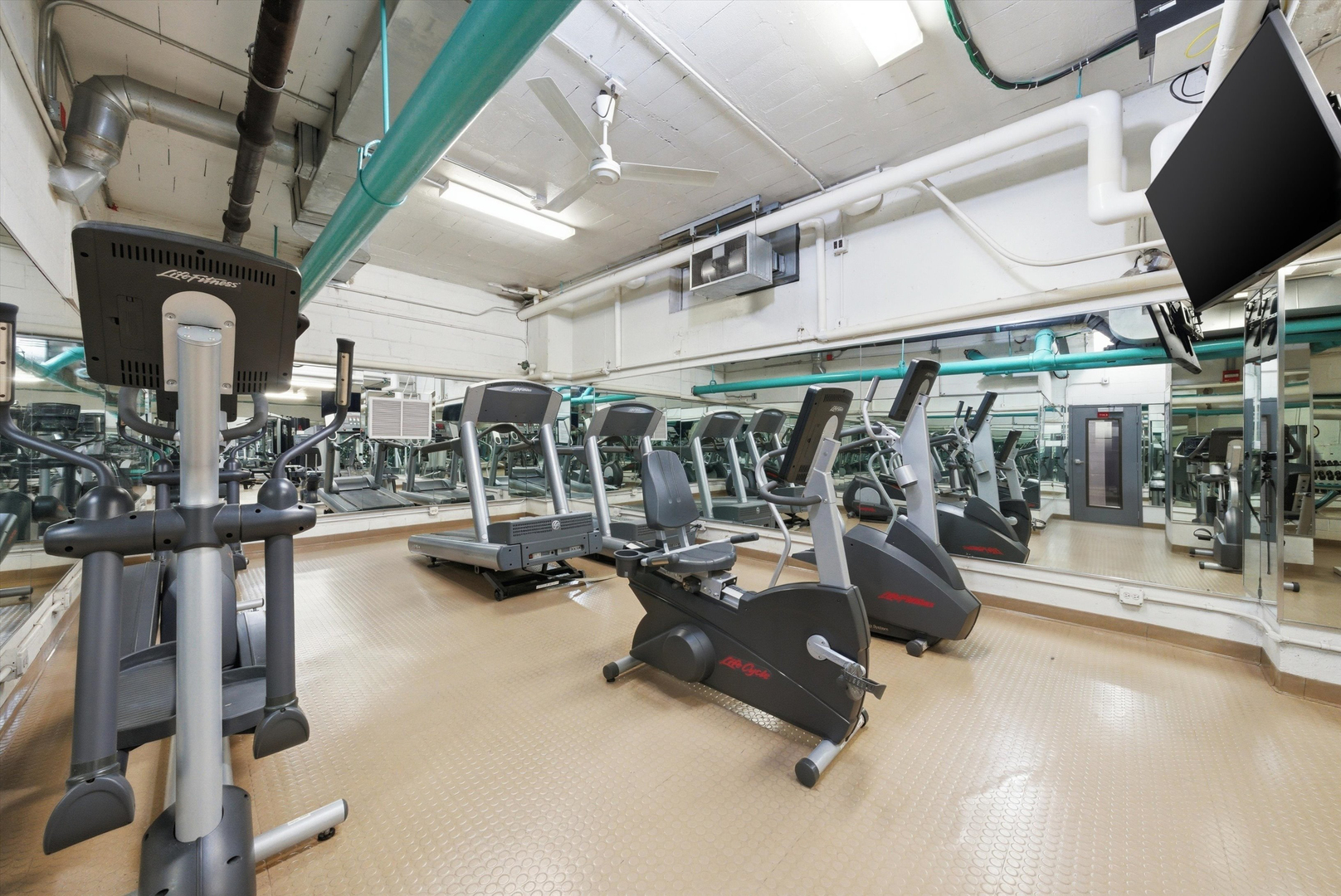 850 N Dewitt Place Unit: 9J