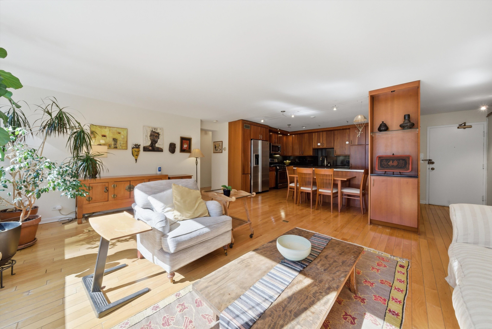 850 N Dewitt Place Unit: 9J