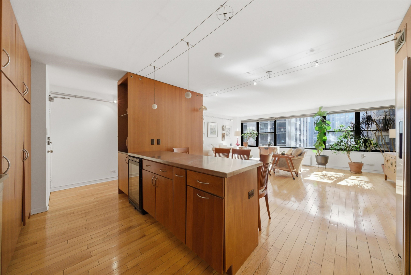 850 N Dewitt Place Unit: 9J