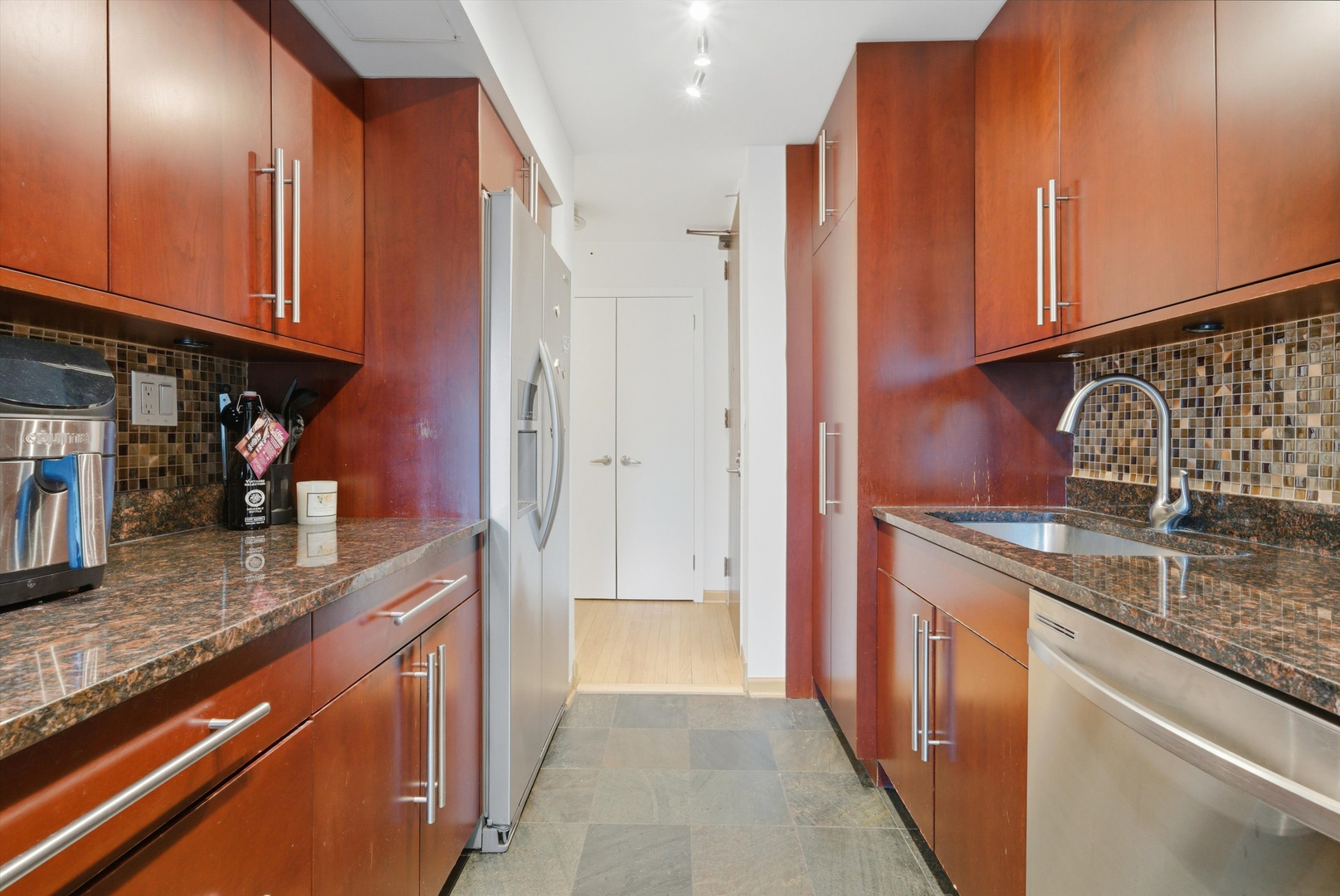 1310 N RITCHIE Court Unit: 10B