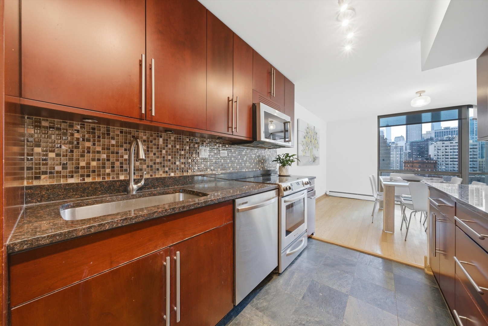 1310 N RITCHIE Court Unit: 10B