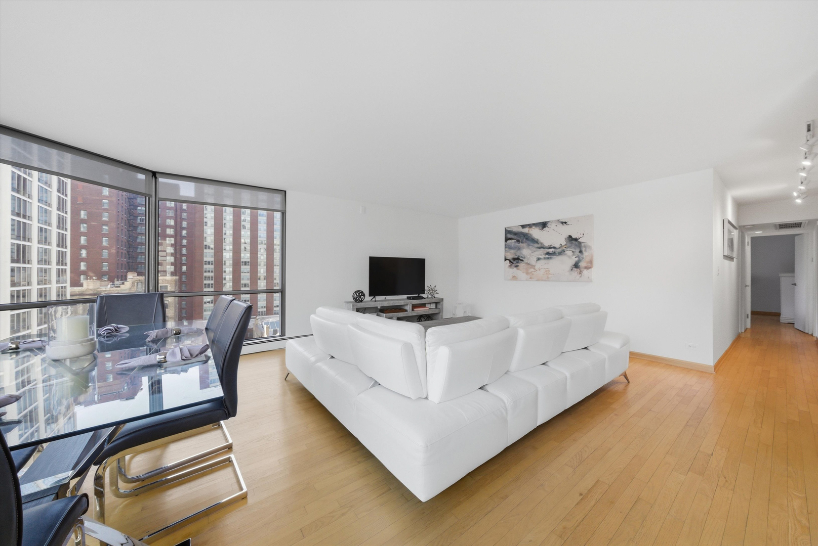 1310 N RITCHIE Court Unit: 10B