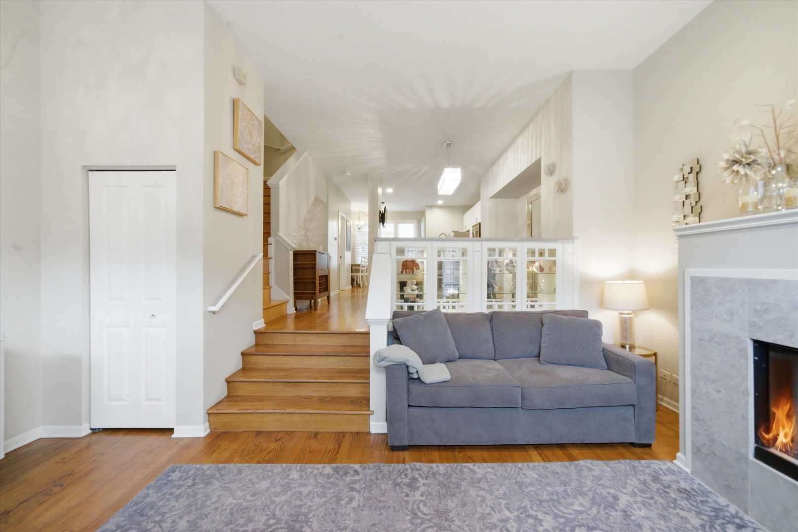 1215 W Lexington Street Unit: J