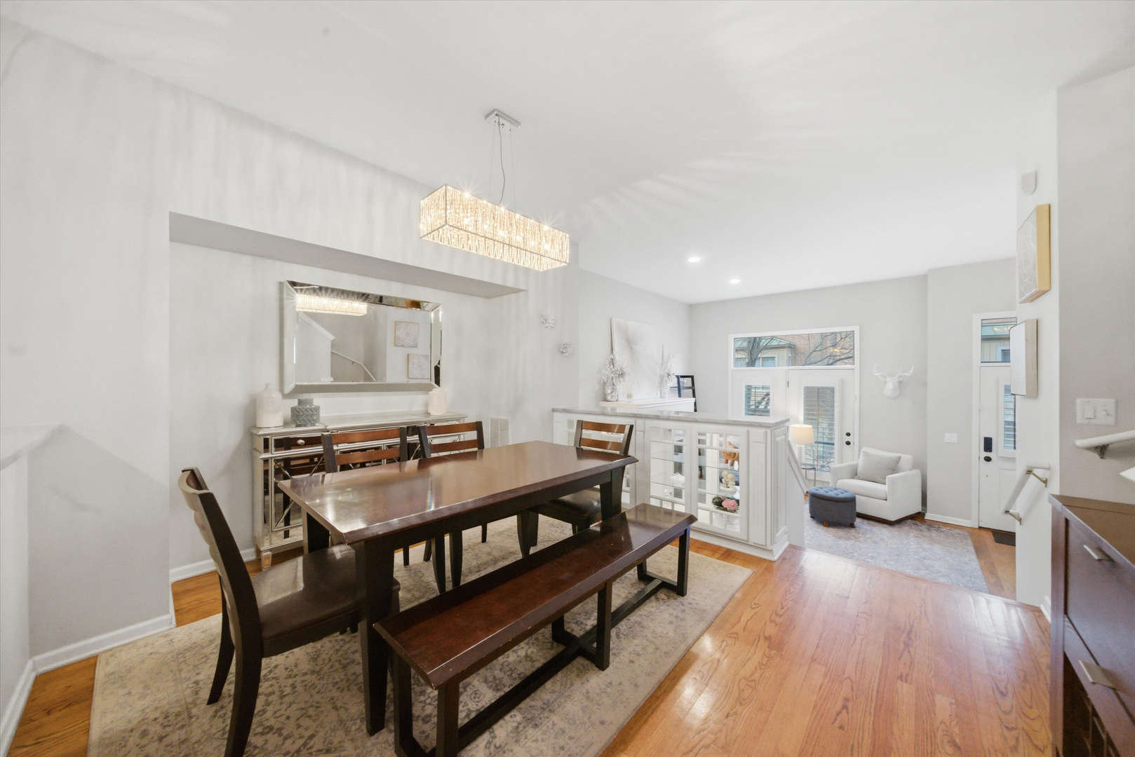 1215 W Lexington Street Unit: J