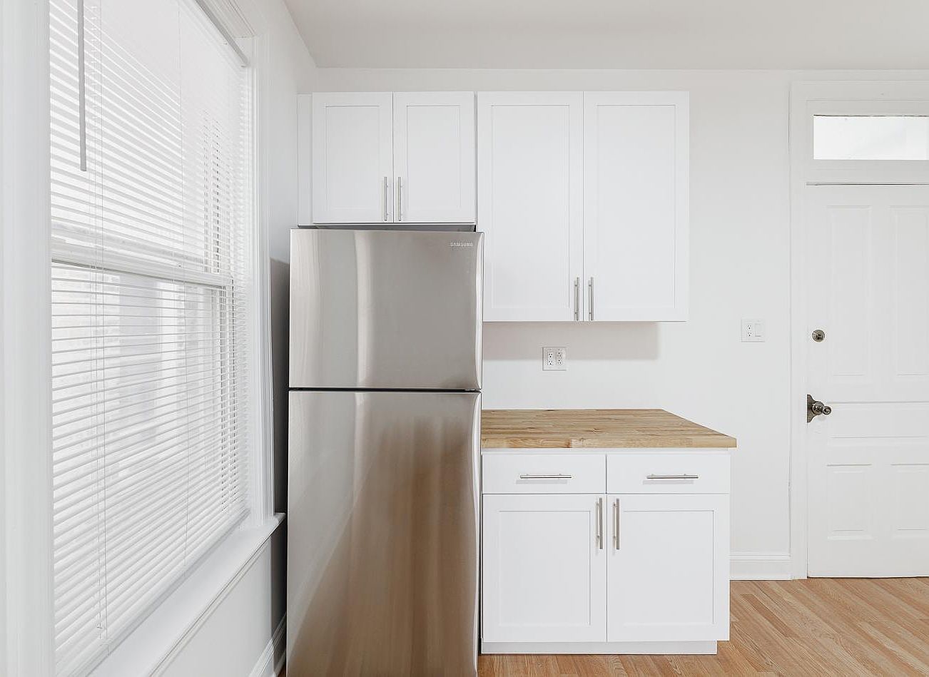 1430 W Superior Street Unit: 2R