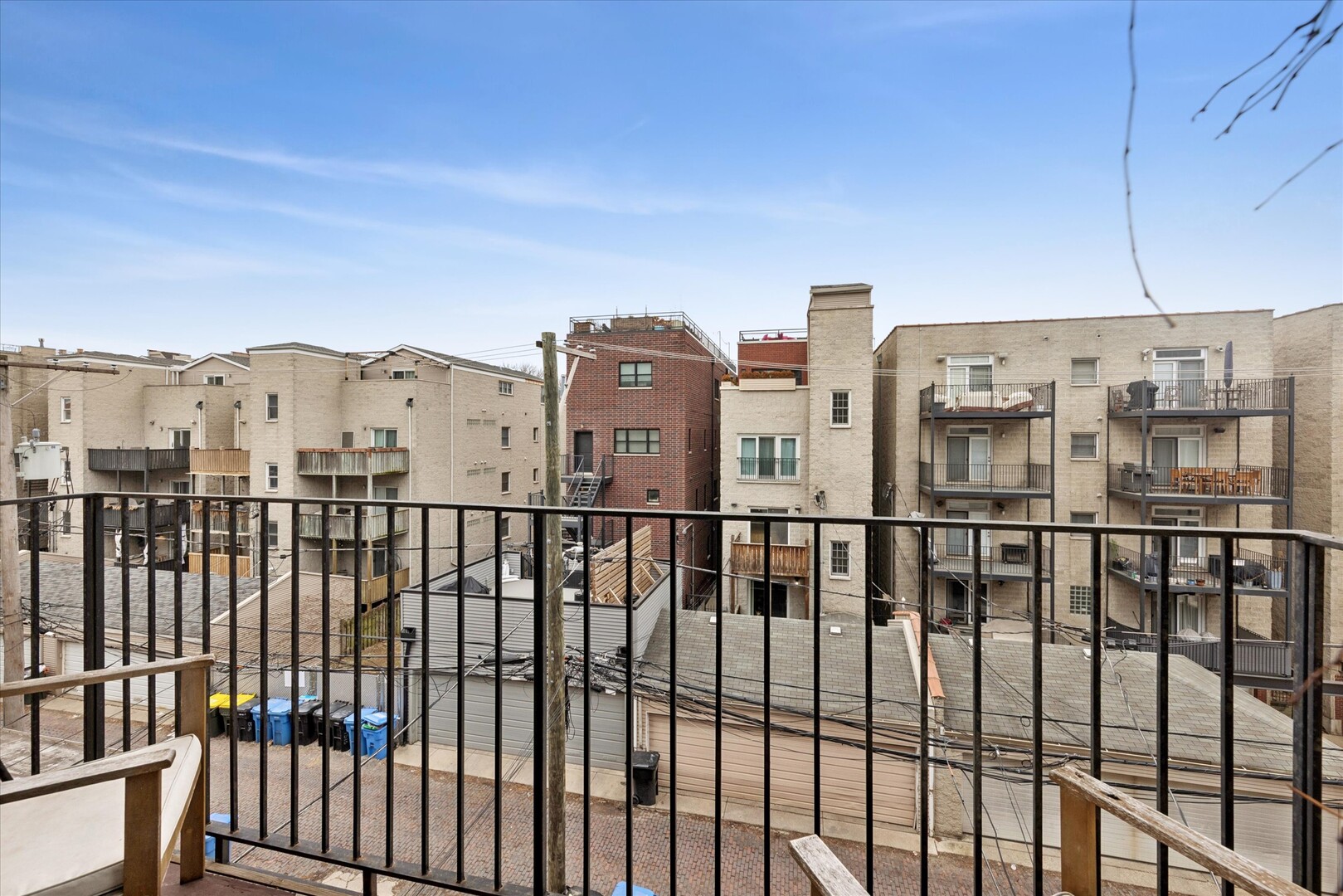 1520 N Hudson Avenue Unit: 3