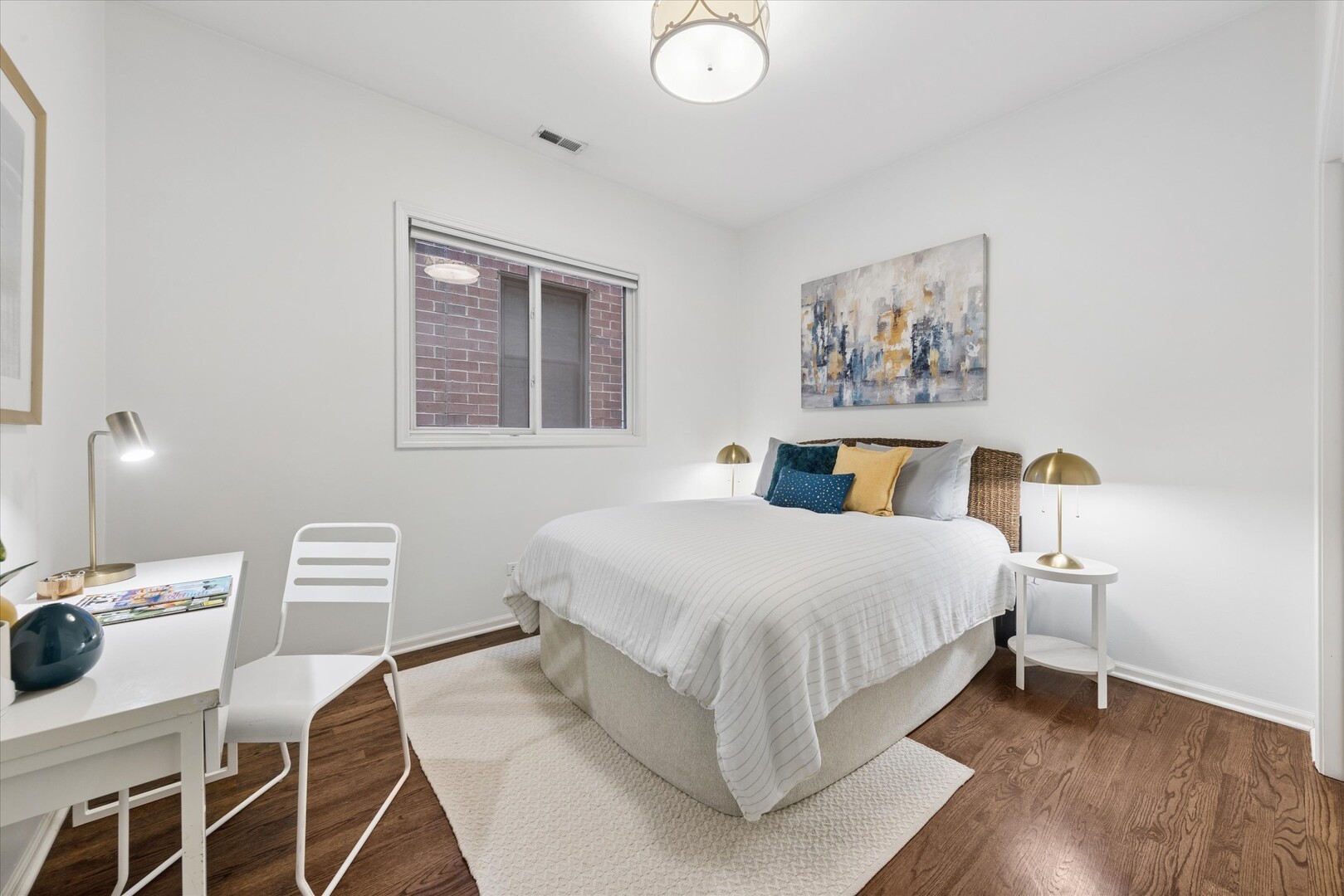 1520 N Hudson Avenue Unit: 3
