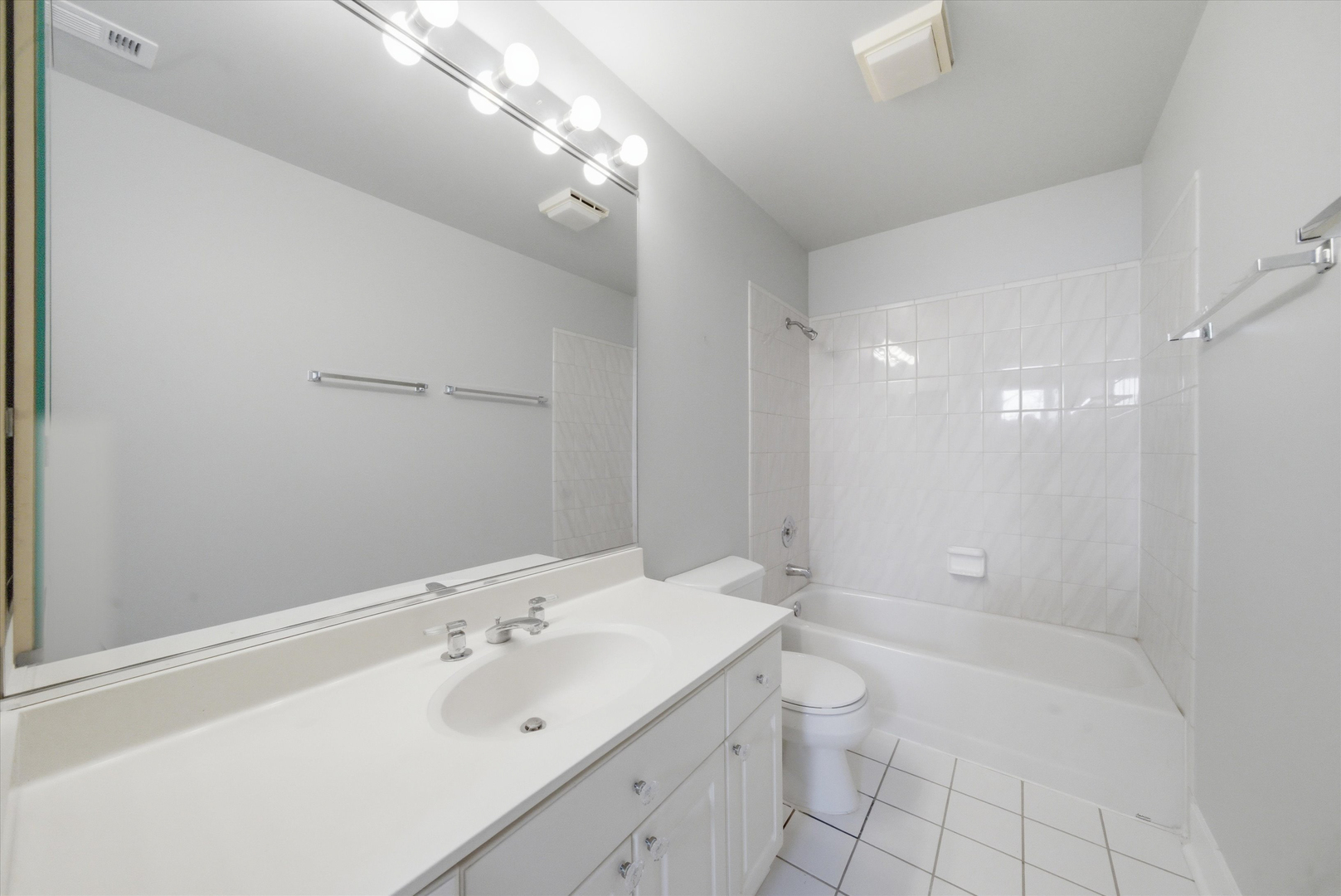 1430 S Federal Street