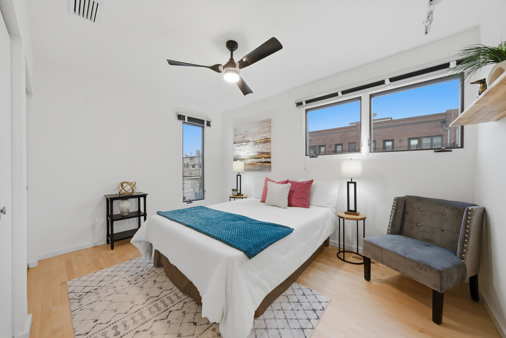 514 N Noble Street Unit: 2