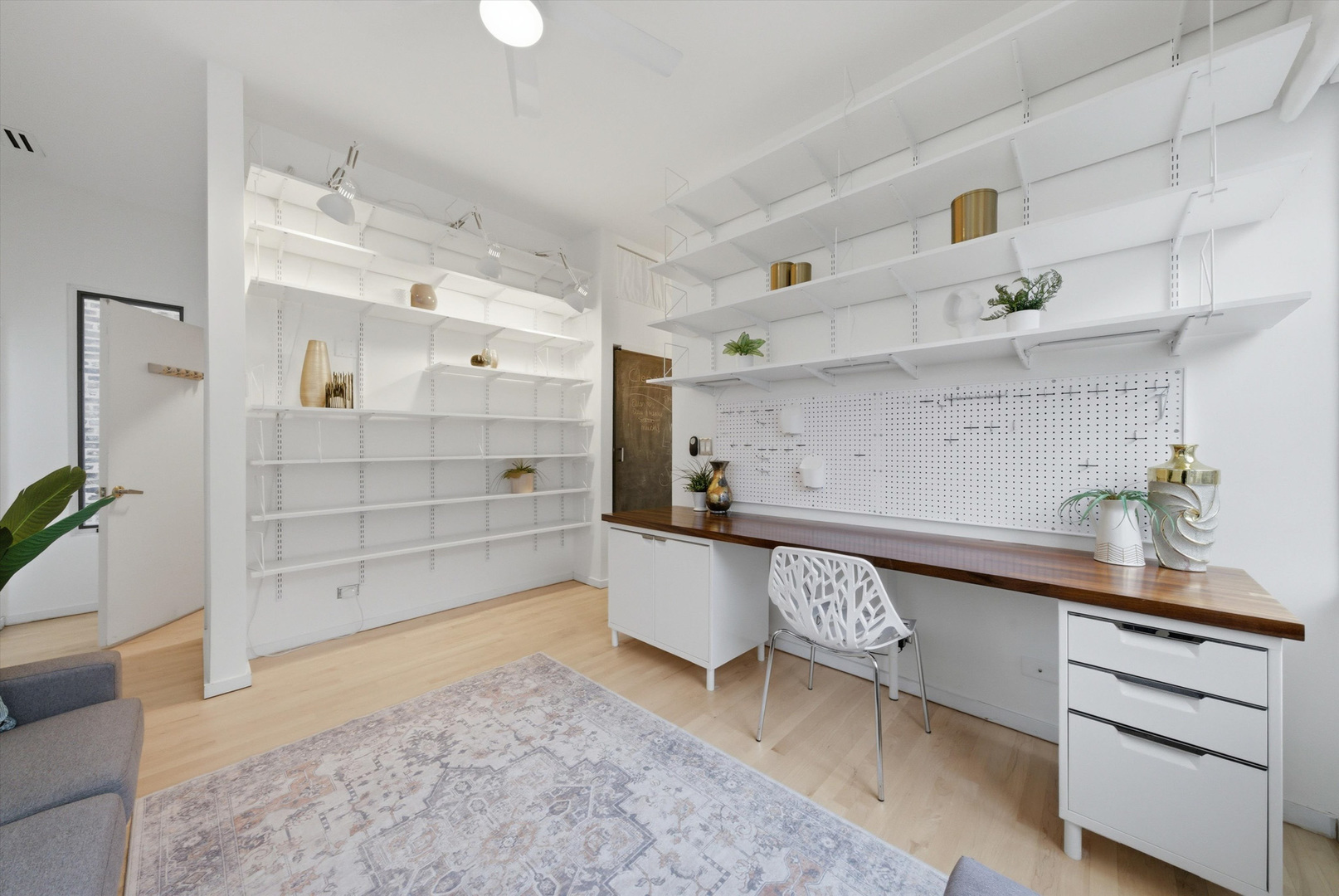 514 N Noble Street Unit: 2