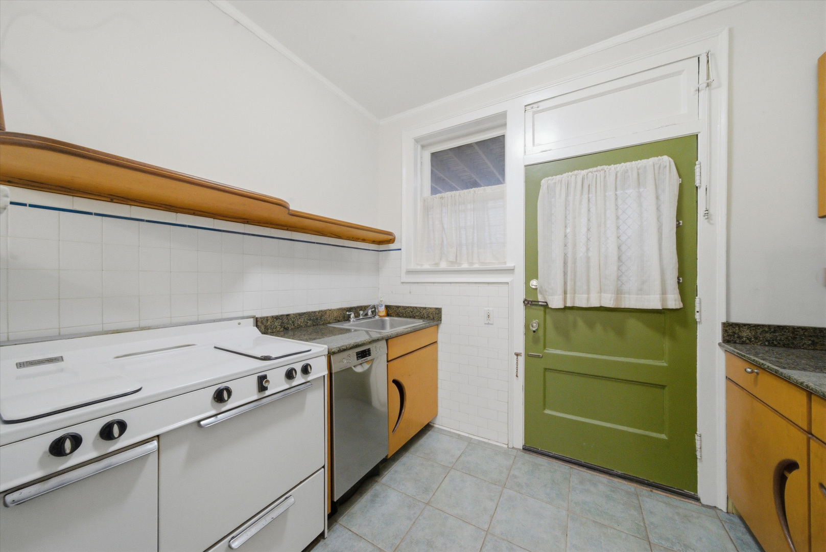 3024 W Palmer Boulevard Unit: 1S