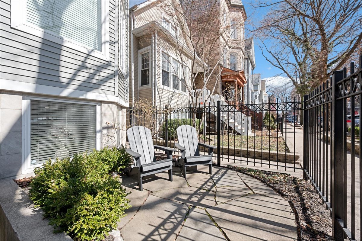 1714 W School Street Unit: 1