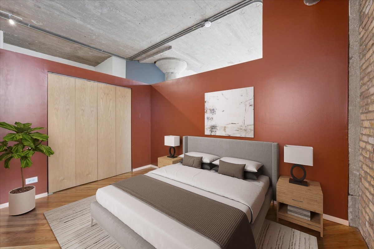 1800 W Roscoe Street Unit: 206