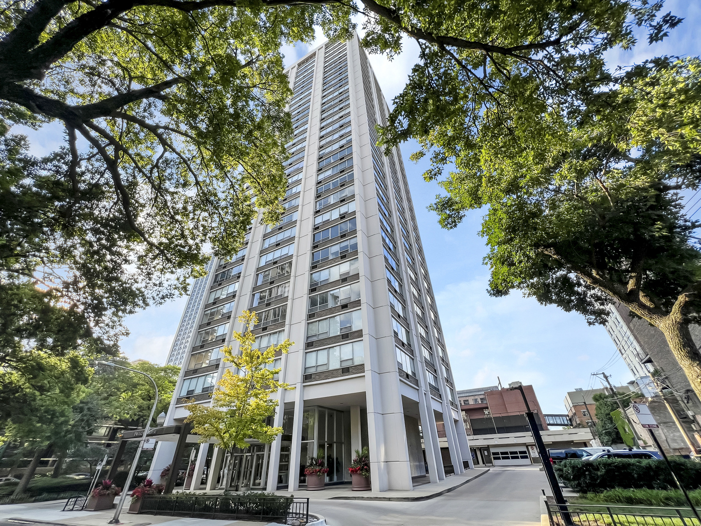 70 W Burton Place Unit: 301F