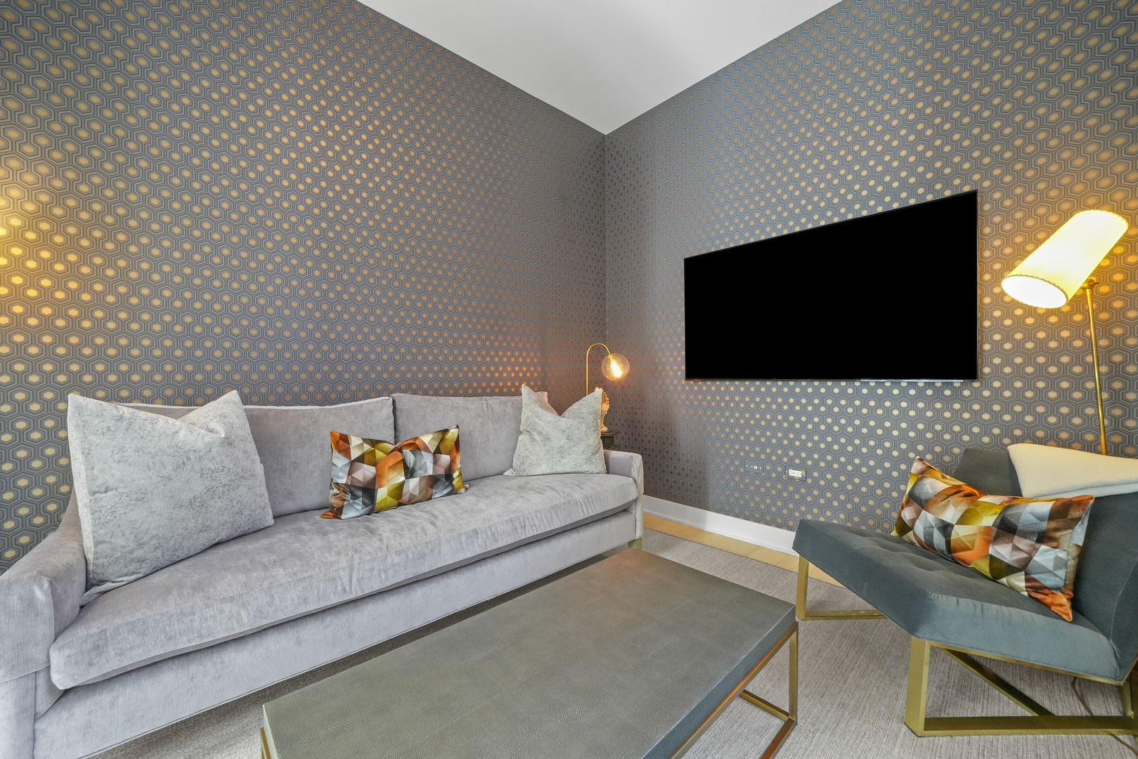 360 W Erie Street Unit: 3D