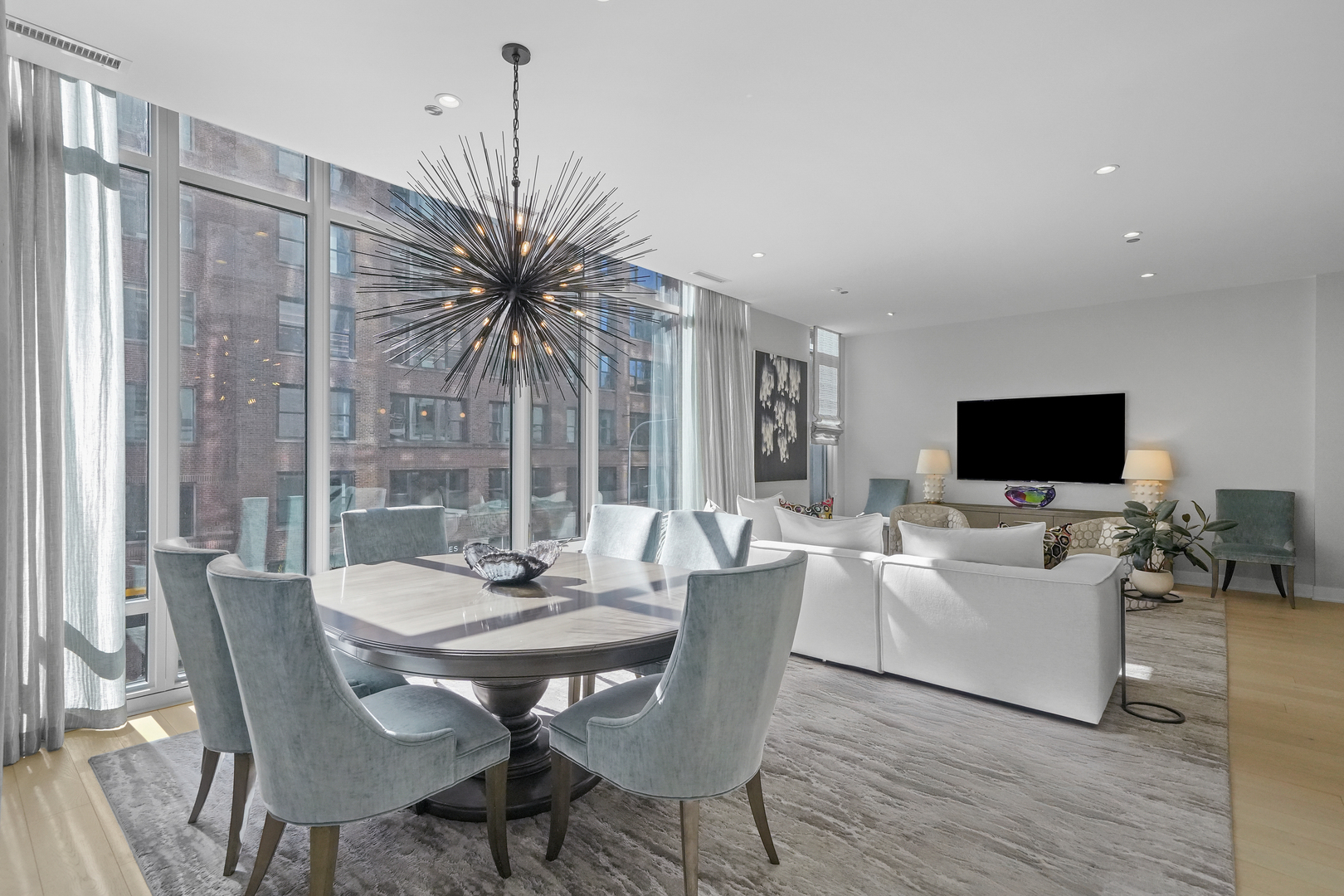 360 W Erie Street Unit: 3D