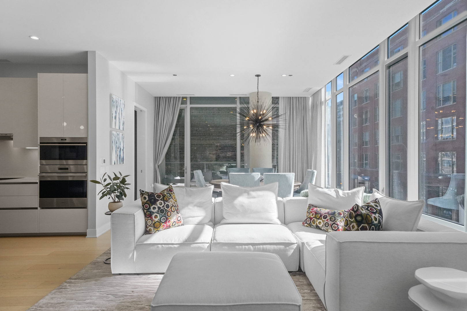 360 W Erie Street Unit: 3D