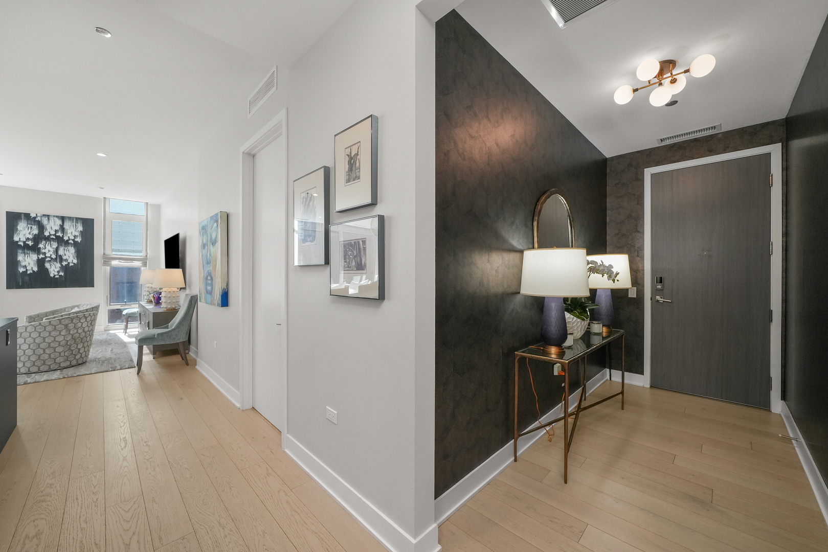 360 W Erie Street Unit: 3D