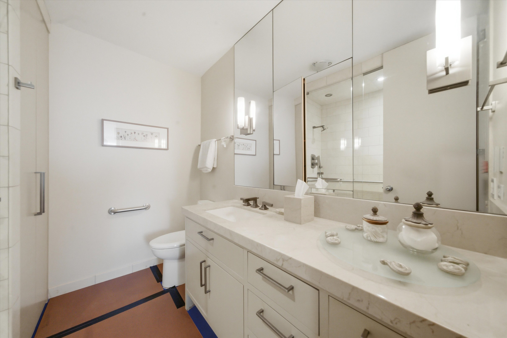 1240 N Lake Shore Drive Unit: 24B