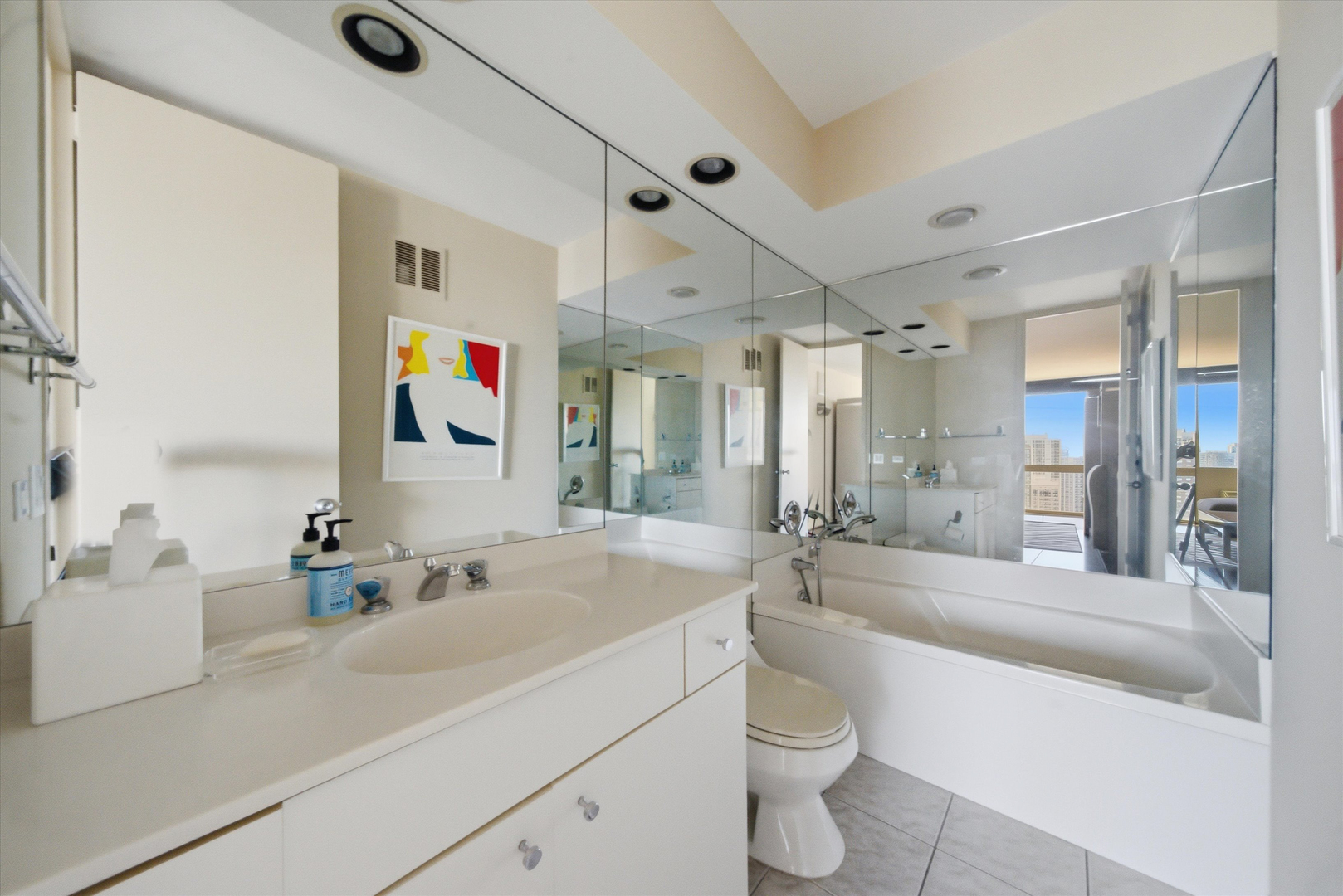 1240 N Lake Shore Drive Unit: 24B