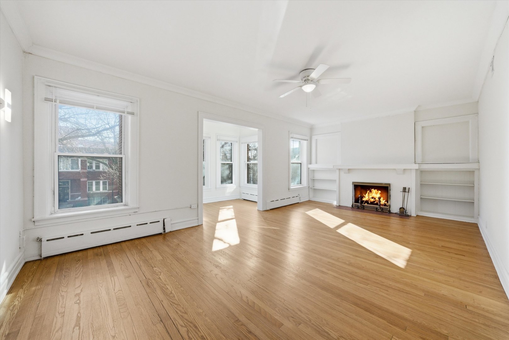 5212 S Ingleside Avenue Unit: 2