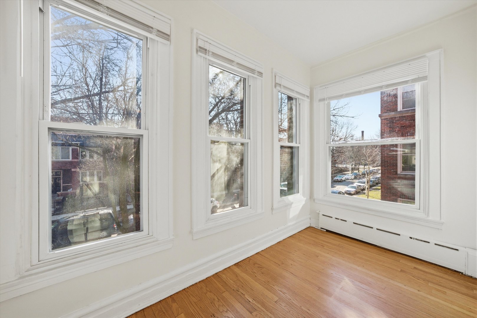 5212 S Ingleside Avenue Unit: 2