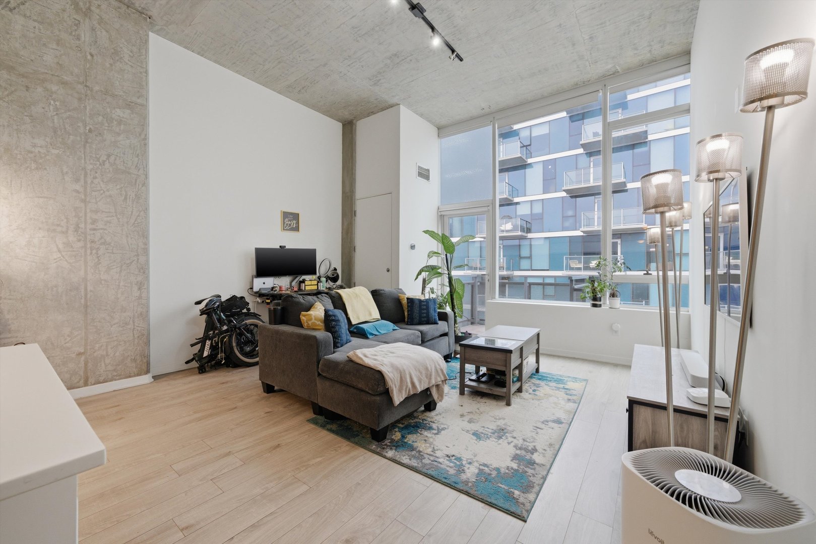 1345 S Wabash Avenue Unit: 1607