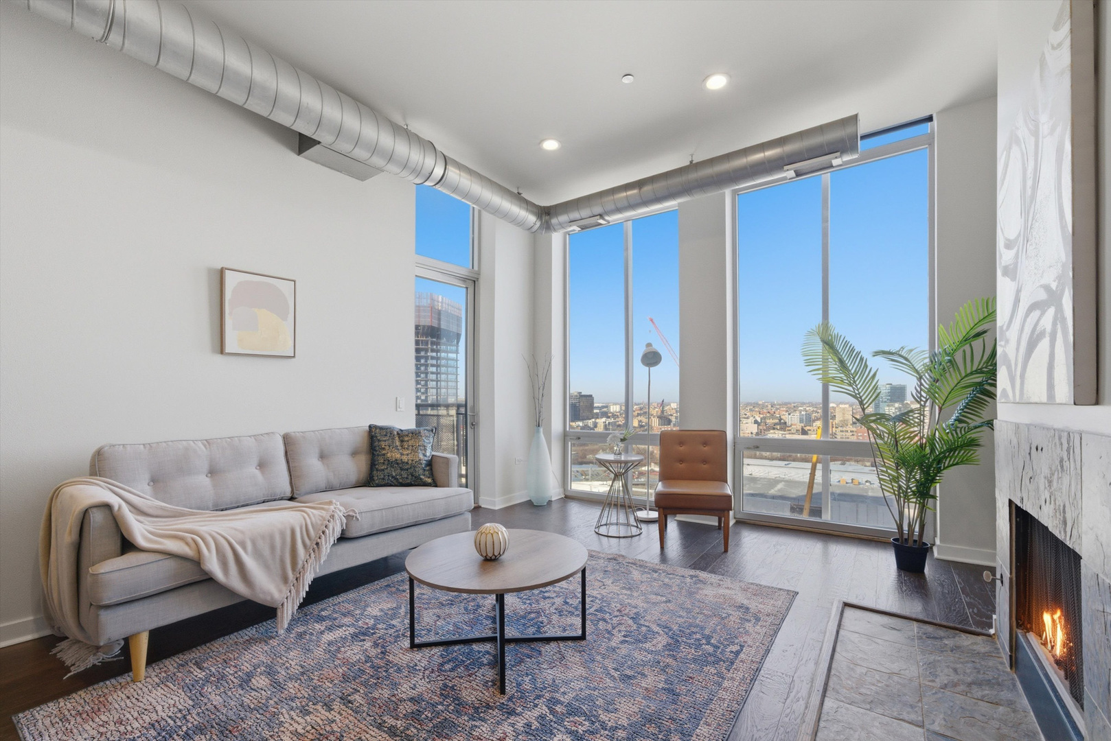 720 N Larrabee Street Unit: 1711