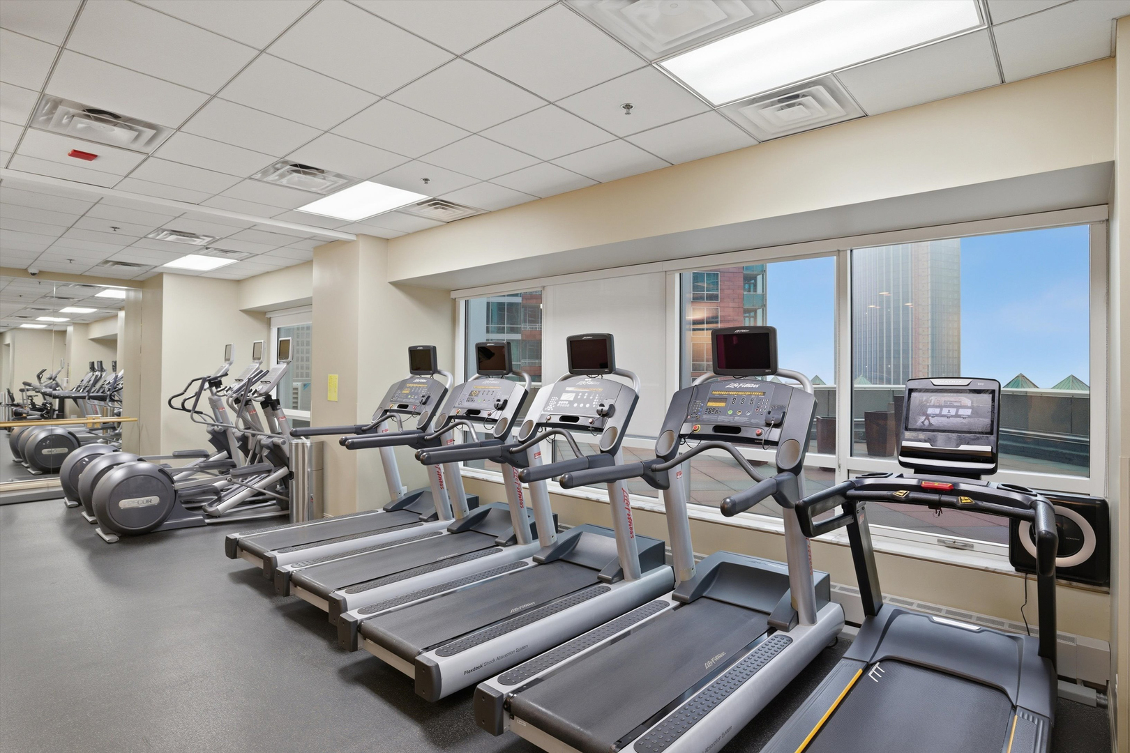 512 N McClurg Court Unit: 2309