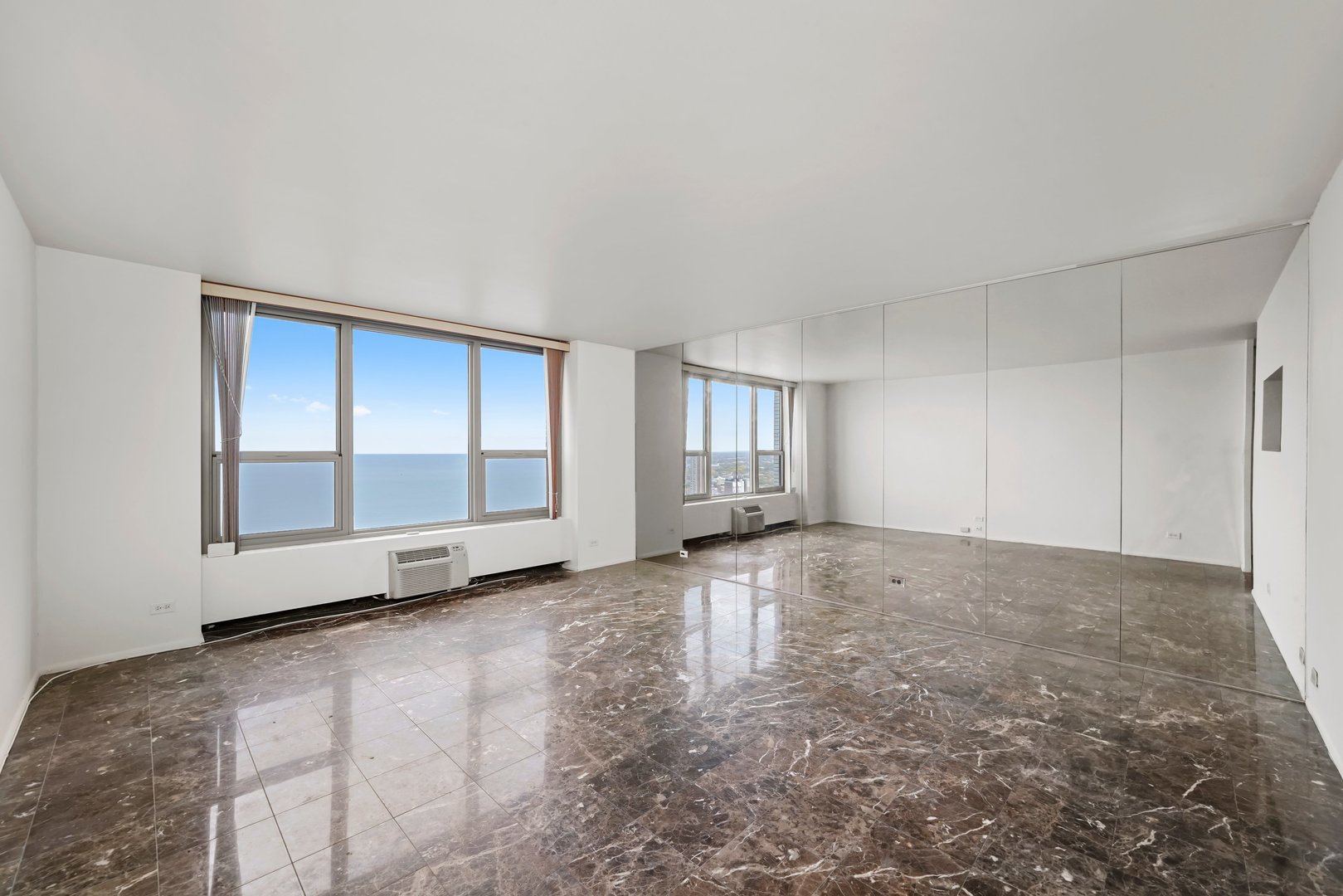 1550 N Lake Shore Drive Unit: 32C