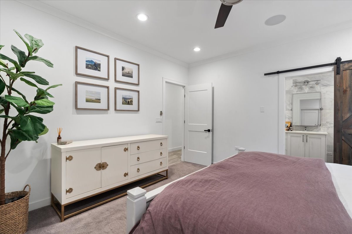 1513 W Walton Street Unit: 1