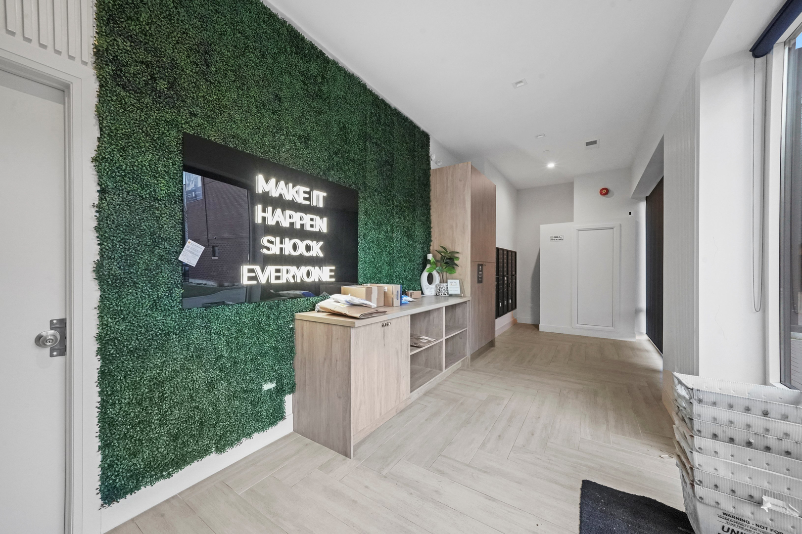 4214 W Belmont Avenue Unit: 5