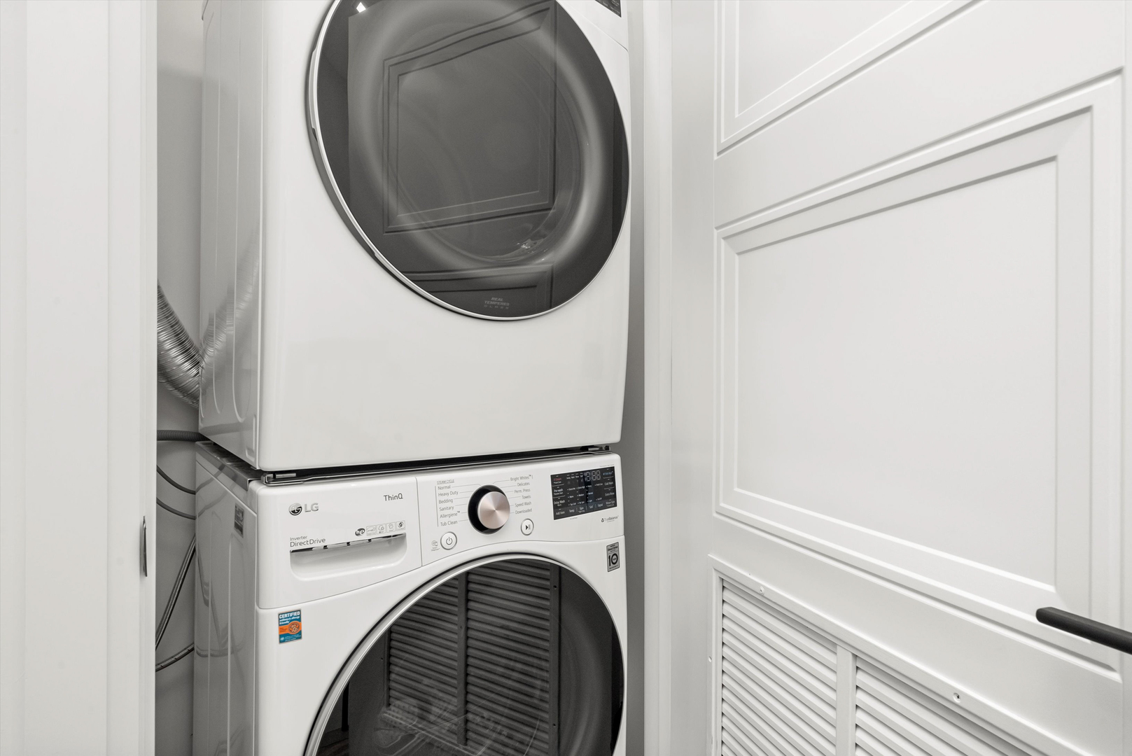 4214 W Belmont Avenue Unit: 5