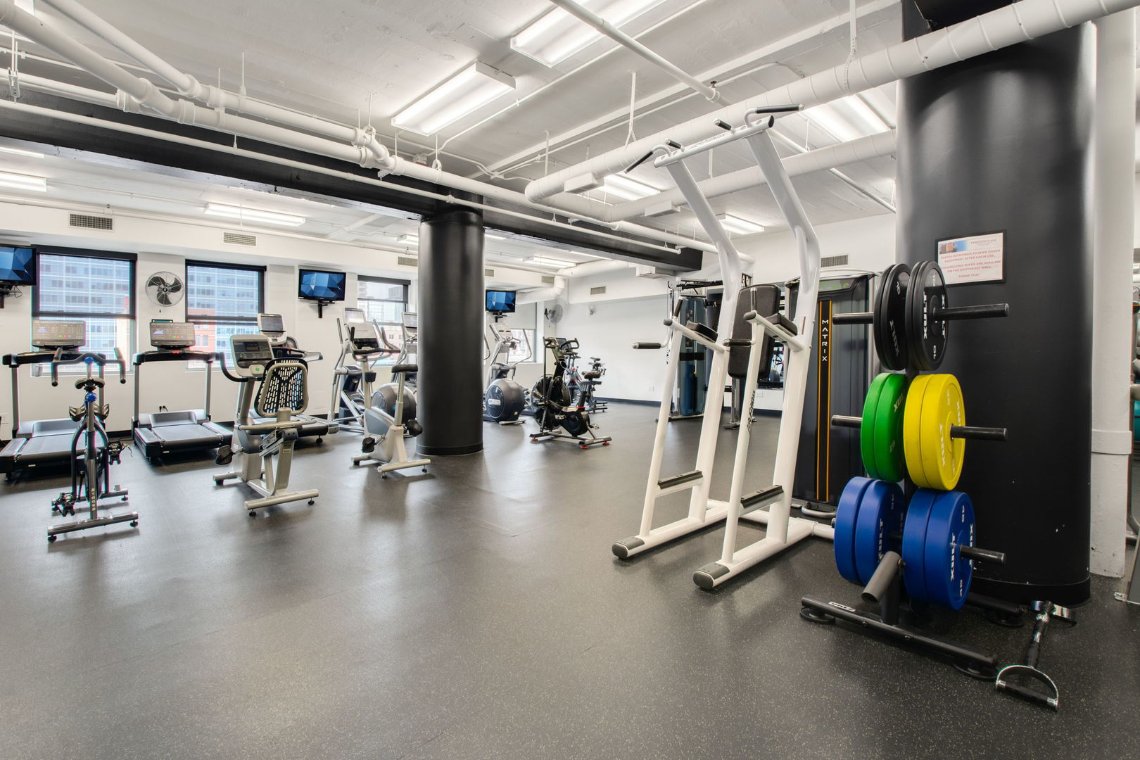165 N CANAL Street Unit: 1414