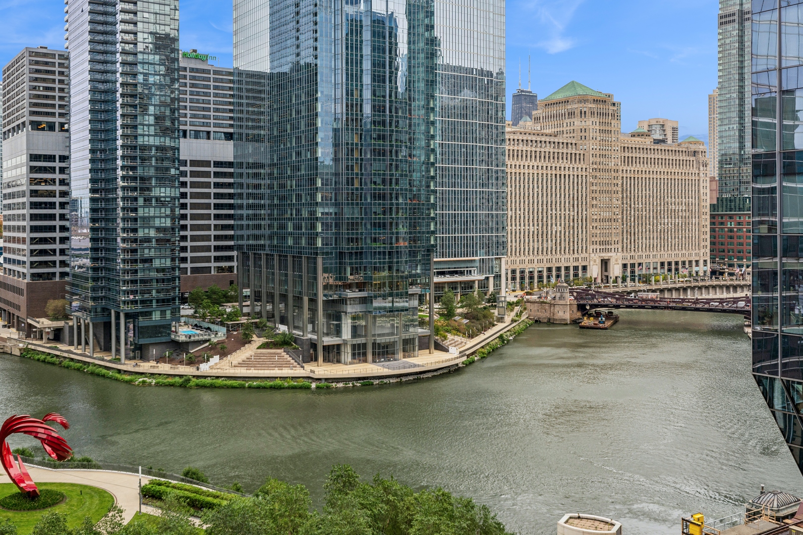 165 N CANAL Street Unit: 1414