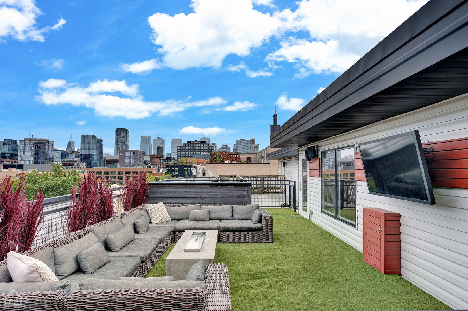 1312 W Madison Street Unit: 4A