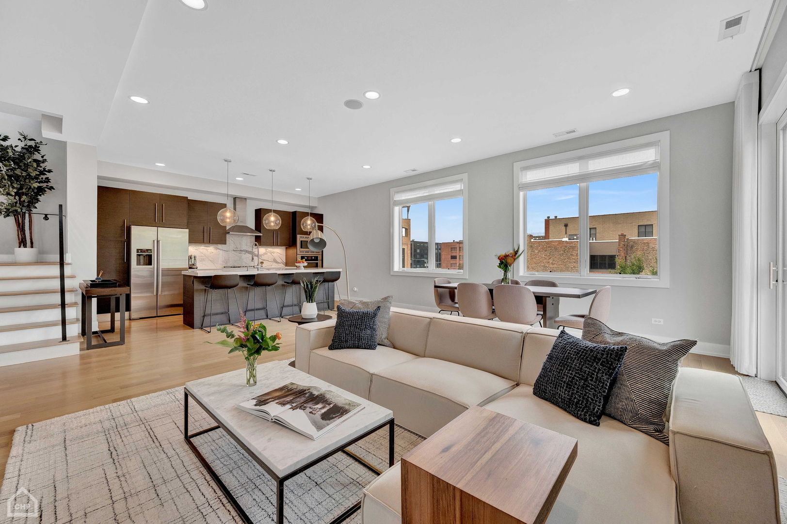 1312 W Madison Street Unit: 4A