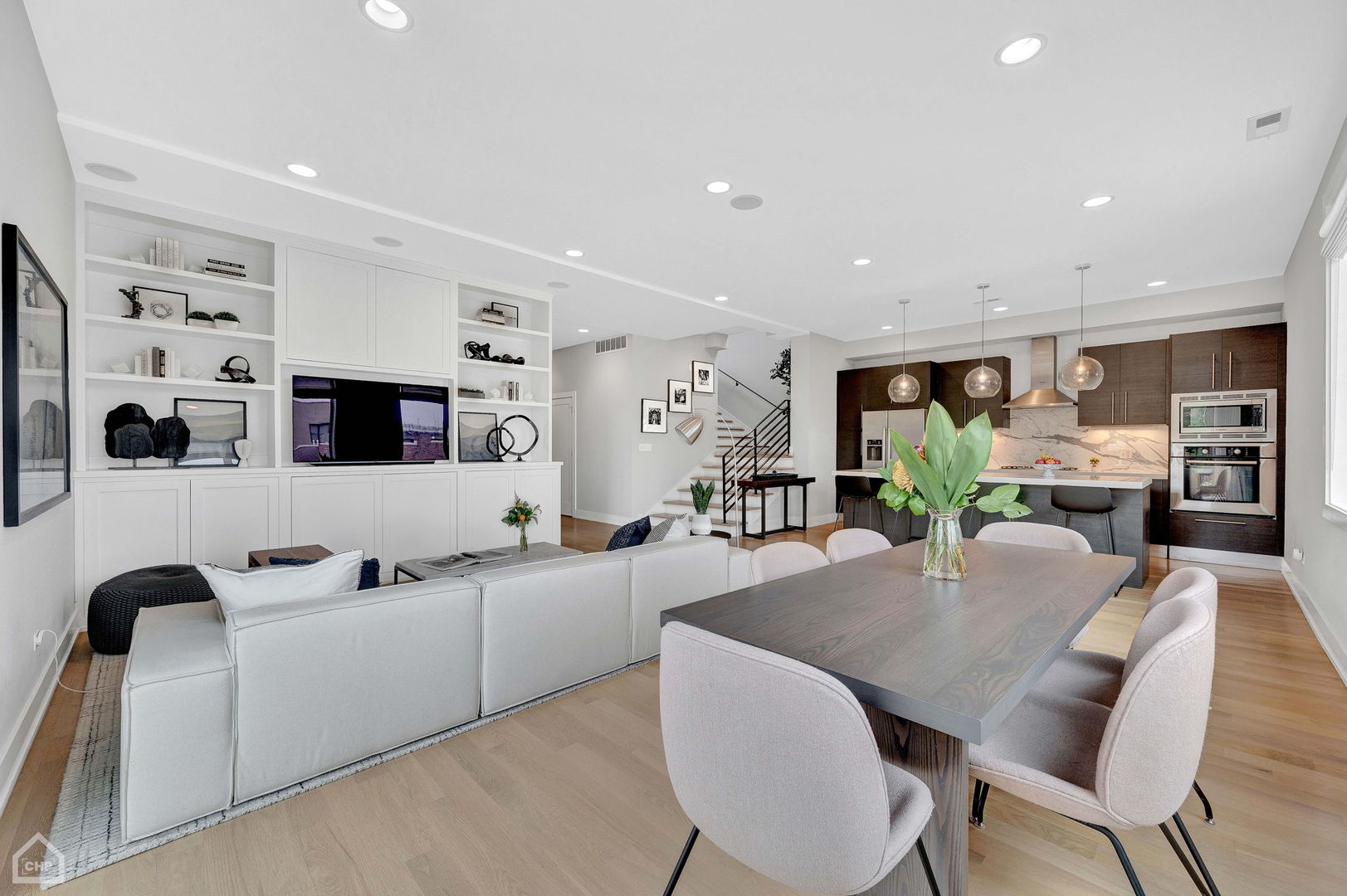 1312 W Madison Street Unit: 4A